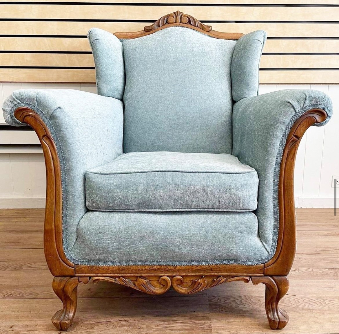 Greenhouse Fabrics blue fabric chair