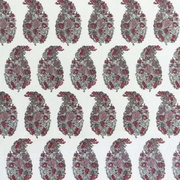 GASTON Y DANIELA GASTON Y DANIELA LORENZO CASTILLO V TARSILA - ROSA/BERENJENA upholstery fabric swatch for sample-first furniture planning