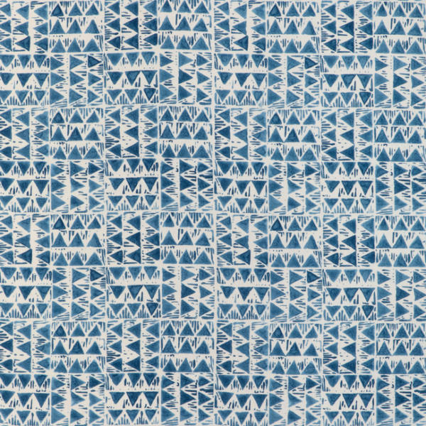 LEE JOFA CLARE PRINTS YAMPA PRINT - BAY upholstery fabric swatch for sample-first furniture planning