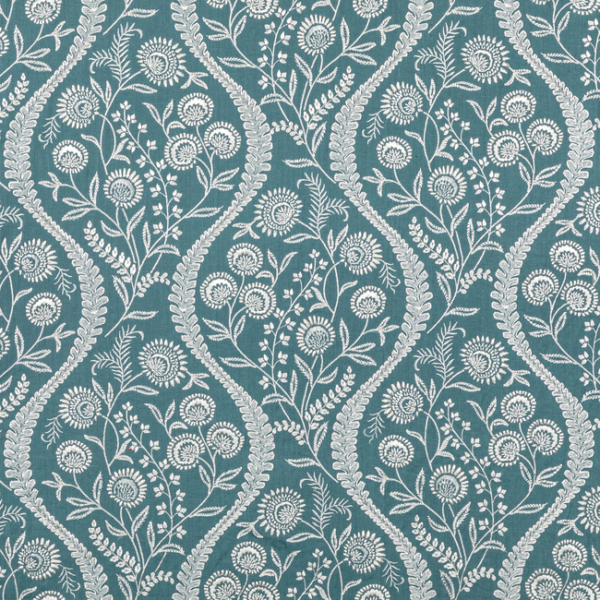 LEE JOFA OSCAR DE LA RENTA IV FLORIBLANCA - BLUE upholstery fabric swatch for sample-first furniture planning